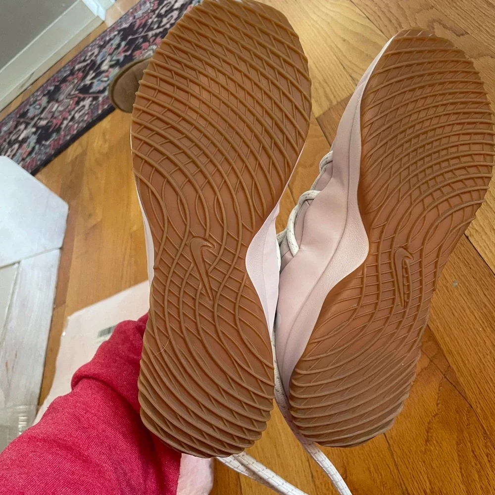 NIKE sneakers - Picture 3 of 5